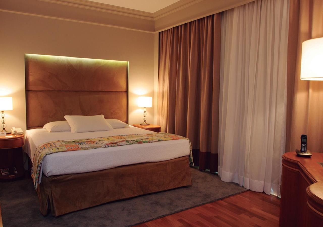 Gran Estanplaza Berrini Hotel São Paulo Luaran gambar A bedroom