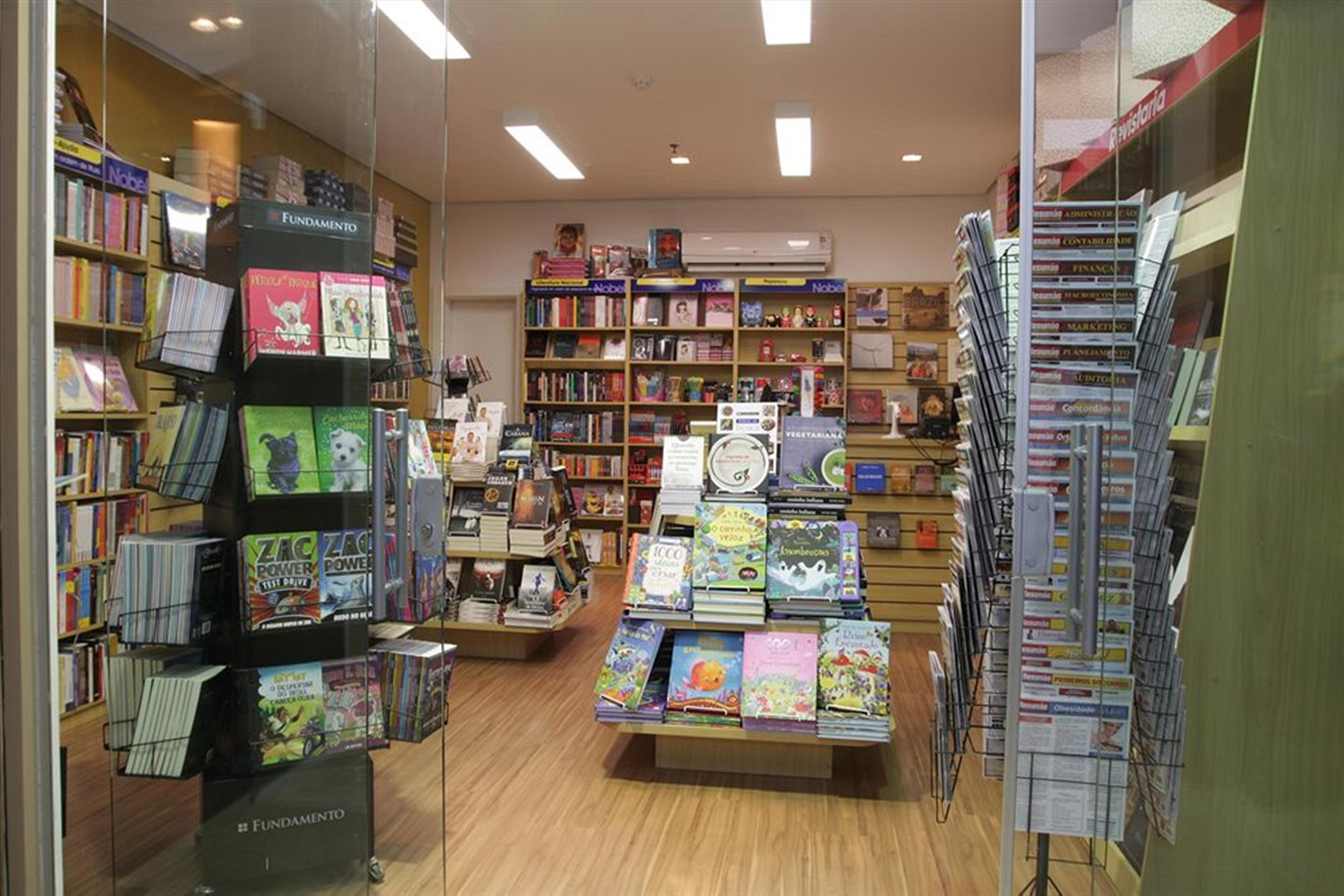 Gran Estanplaza Berrini Hotel São Paulo Luaran gambar The interior of the museum shop