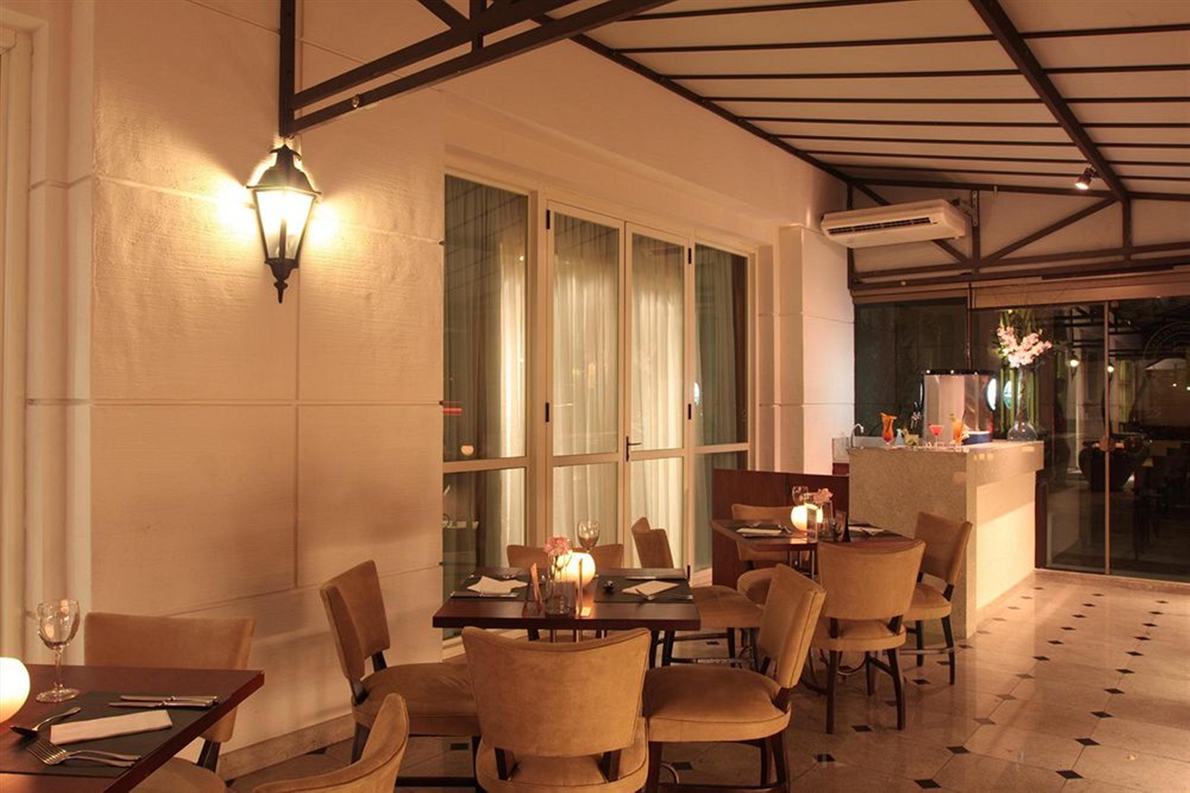 Gran Estanplaza Berrini Hotel São Paulo Luaran gambar The interior of the restaurant