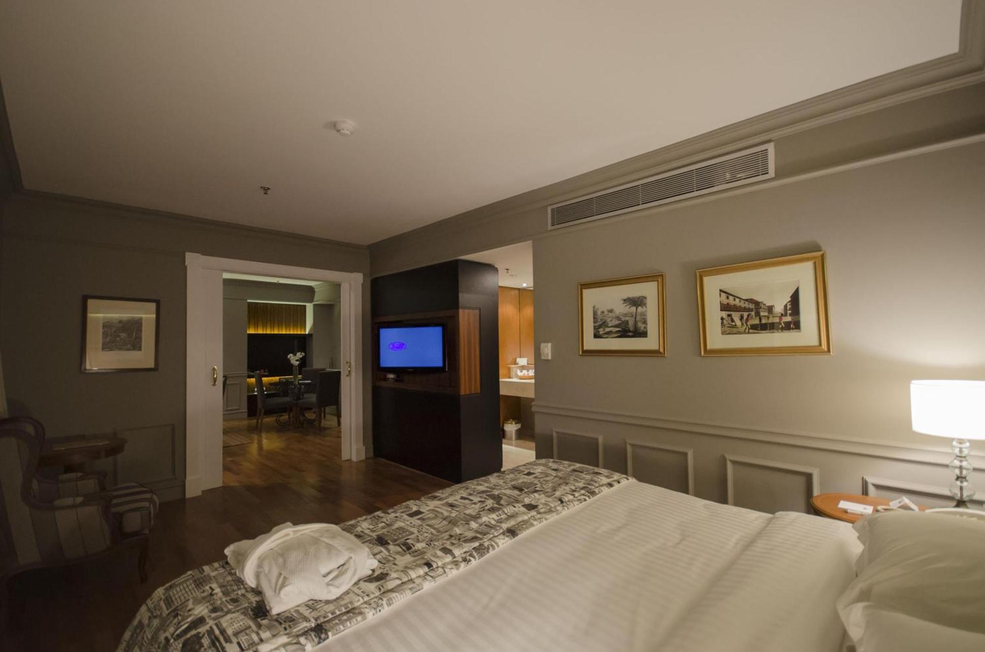 Gran Estanplaza Berrini Hotel São Paulo Bilik gambar A suite at the hotel