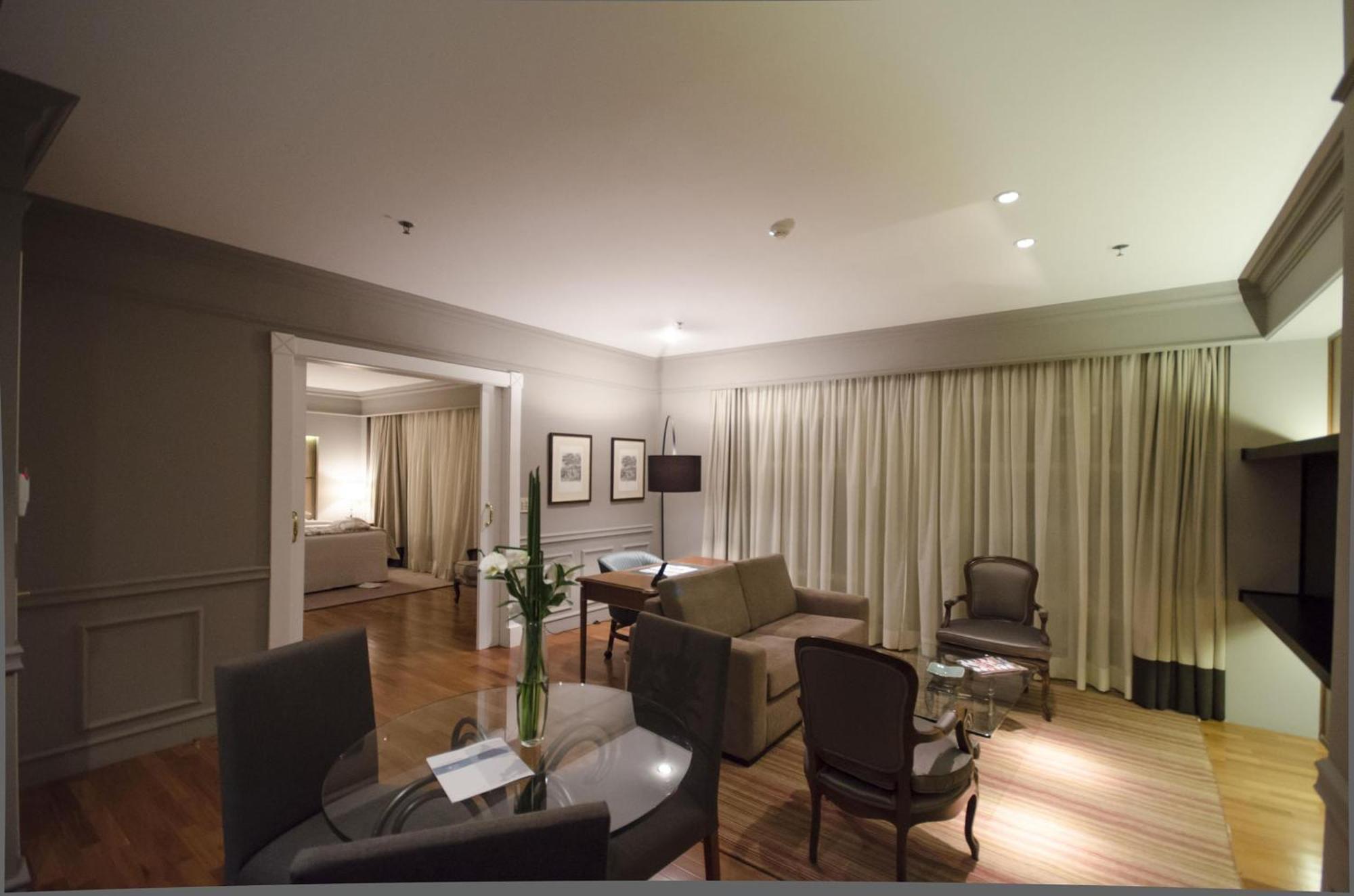 Gran Estanplaza Berrini Hotel São Paulo Bilik gambar A suite at the hotel