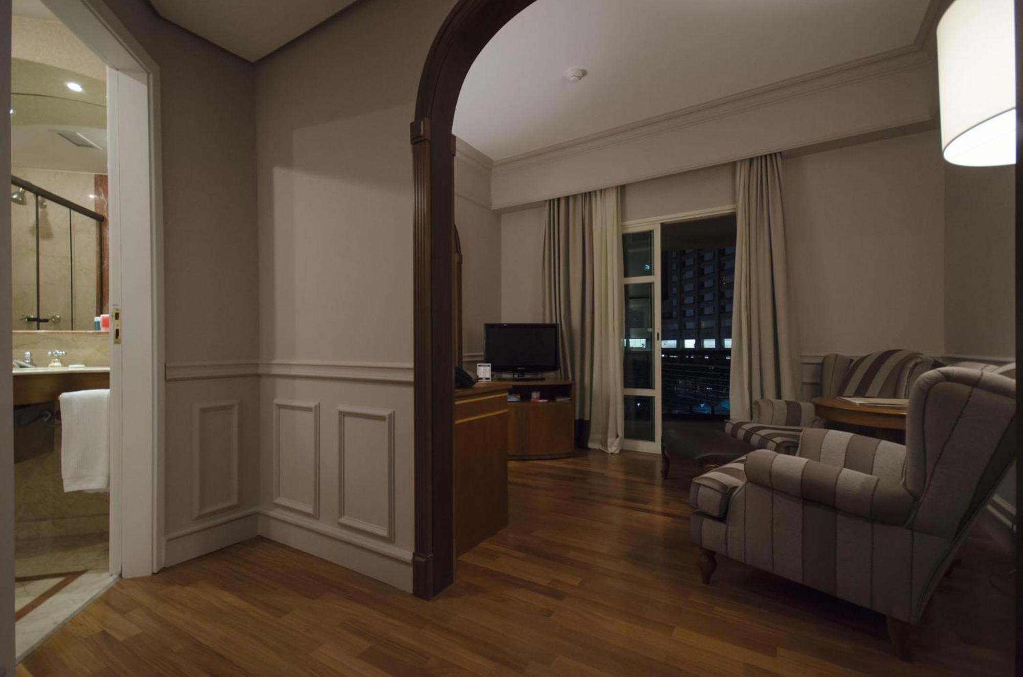 Gran Estanplaza Berrini Hotel São Paulo Bilik gambar A suite at the hotel